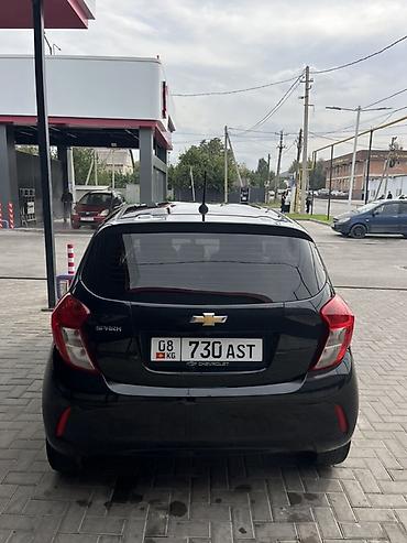 byd qin plus dm i: Chevrolet Spark: 2018 г., 1 л, Вариатор, Бензин, Хэтчбэк — 3