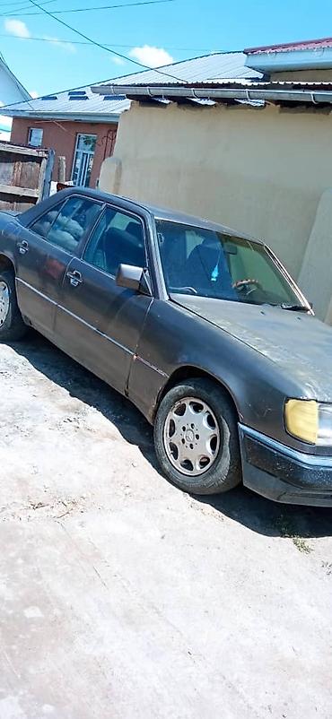 Mercedes-Benz W124: 1992 г., Механика, Дизель, Седан