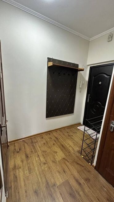 дом в районе восточного автовокзала: 1 бөлмө, 44 кв. м, 106-серия, 3 кабат