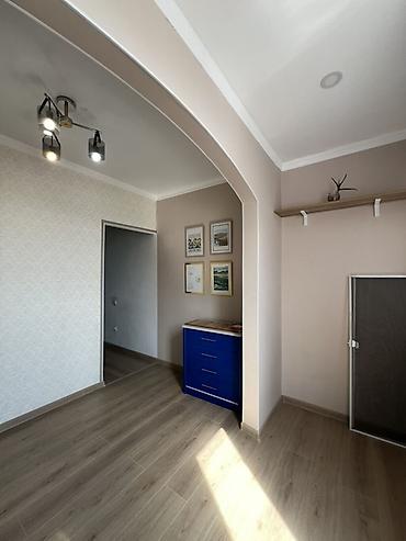 56: 🏢 СРОЧНО ПРОДАЁТСЯ 2-КОМНАТНАЯ КВАРТИРА! 📍 Ул. Ахунбаева / — 9