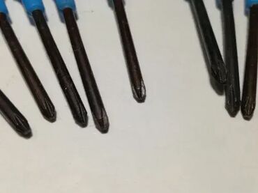 prodaja polovnog alata iz uvoza: Srafciger krstasti Narex 0,8x3mm Debljina 3mm Novo nije koristeno