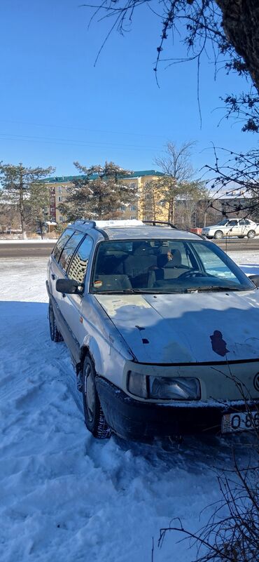 Volkswagen: Volkswagen Passat CC: 1990 г., 1.8 л, Механика, Бензин, Седан