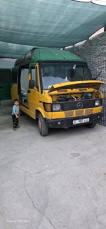 lada 9: Mercedes-Benz T1: 1983 г., Механика, Дизель, Бус — 1