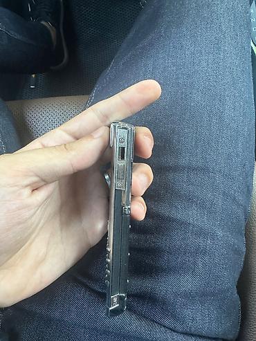 vertu phone: Vertu Aster, 2 GB, rəng - Gümüşü, İki sim kartlı — 4