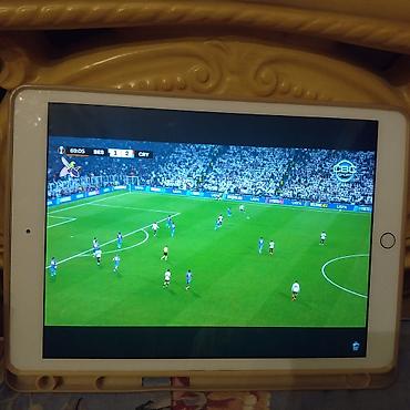 Apple iPad: İpad 8 ci nesil 32 yaddaş. Heç bir problemi yoxdu, yan terefde eziyi — 8
