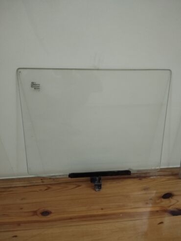 Şüşələr: Arxa, 2104, 2006 il, Rusiya, Ünvandan götürmə — 9