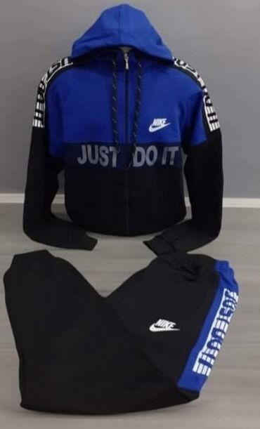 Gornji i donji deo: Muške trenerke 
Veličine M L XL 2XL 3XL veličine za samo 4500 din na lalafo.rs — 18 Gornji i donji deo: Muške trenerke 
Veličine M L XL 2XL 3XL veličine za samo 4500 din — 18