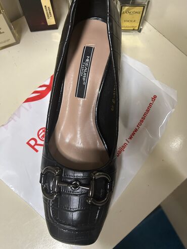Makasin və loferlər: Tuflilər, Ölçü: 39, Yeni