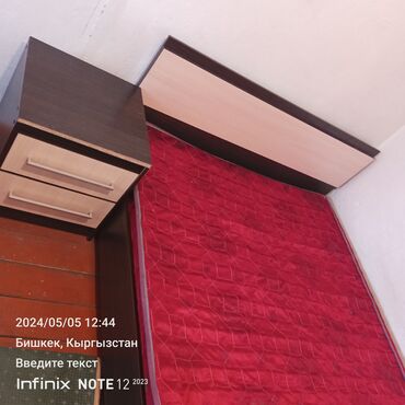 швея мебельный цеху: Спальный гарнитур, цвет - Коричневый, Б/у