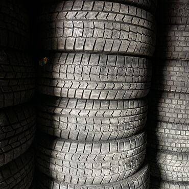 Шины: Шины 215 / 65 / R 16, Зима, Б/у, Комплект, Легковые, Япония, Dunlop