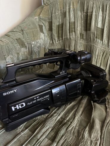 офисный ноутбук купить: Видеокамера Sony HXR-MC2500Е 
Продаю состояние хорошая