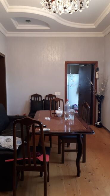 Həyət evləri və villaların satışı: Binəqədi qəs. 4 otaqlı, 80 kv. m, Kredit yoxdur, Yeni təmirli