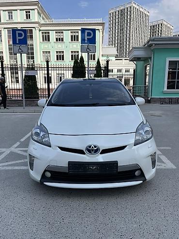 приус 2017: Toyota Prius: 2014 г., 1.8 л, Автомат, Гибрид, Хэтчбэк — 1