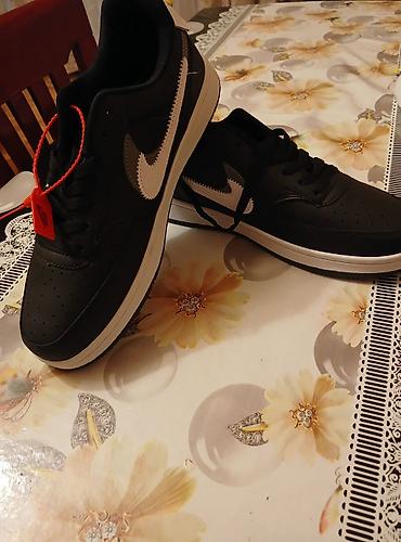 nike ayakkabı: Aldigimdan cox asagi verirem.Yeni aldim Rusiyadan ayaqima olmadigi — 2