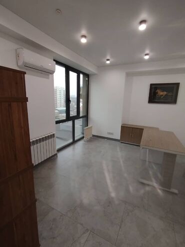 Офисы: Сдаю Офис, 173 м², В бизнес центре, 1 линия, С отдельным входом — 3