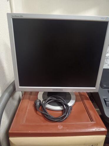 monitor kia: Monitor