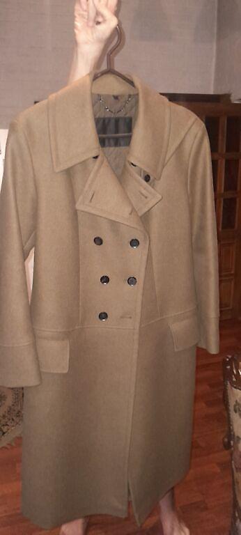 Paltolar: "Belstaff" ingiltere brendi.1500 manata alinib,1 sezon geyinilib.46-48 — 4