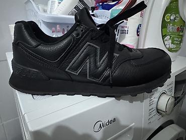 Мужские кроссовки, 42, New Balance, Б/у, цвет - Черный