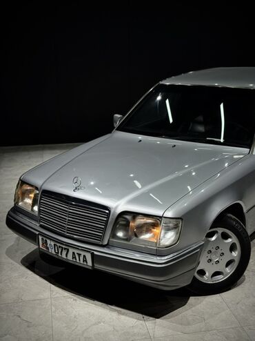 Mercedes-Benz: Mercedes-Benz W124: 1994 г., 2.2 л, Механика, Бензин, Седан — 1