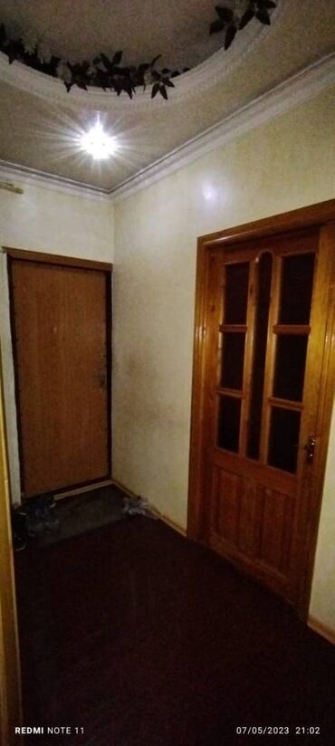 Köhnə tikili: Bakı, Yeni Günəşli Massiv A, 3 otaqlı, Köhnə tikili, 65 kv. m — 9