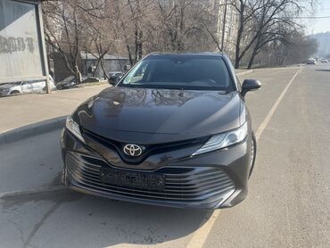 Toyota: Toyota Camry: 2018 г., 2.5 л, Автомат, Бензин, Седан