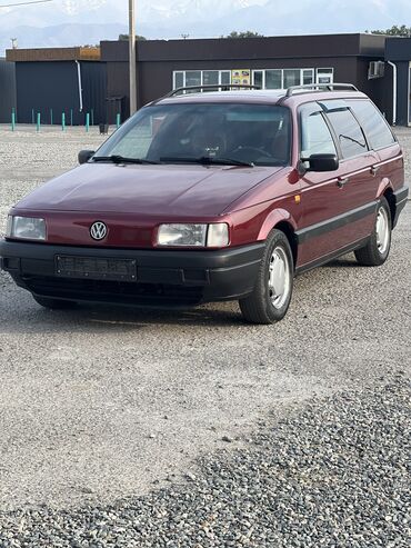 Volkswagen: Volkswagen Passat: 1992 г., 1.8 л, Механика, Бензин, Универсал