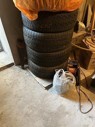 285 30 19: Комплект шин Pirelli, 4 шт. - Размер: 235/40 R19 (маркировка на борте — 1