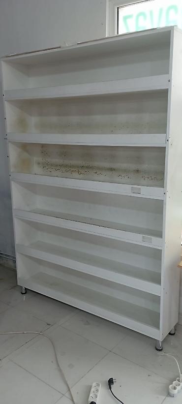 Digər biznes avadanlığı: Corek vitrini 100 Azn. Unvan Bine. Shirin x — 1