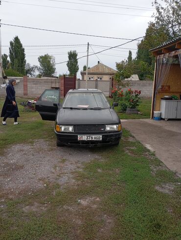 мерс унверсал: Audi 80: 1987 г., 1.8 л, Механика, Газ, Седан