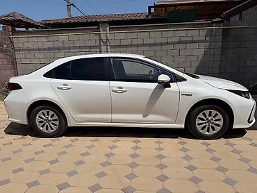 argb controller: Toyota Corolla: 2022 г., 1.8 л, Автомат, Гибрид, Седан — 4