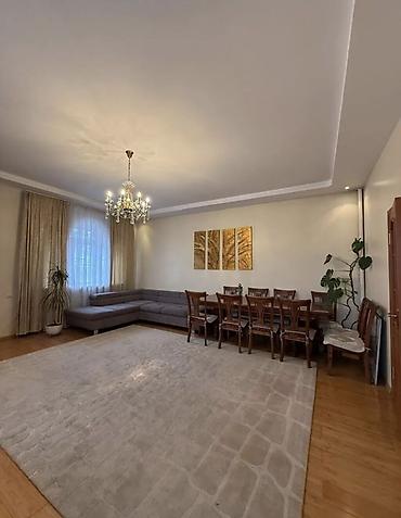 Долгосрочная аренда домов: 210 м², 8 комнат — 3