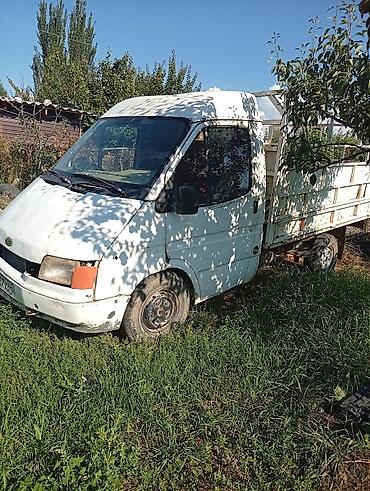 с кму: Грузовой бортовой микро-грузовик с задней полуторной платформой — 3