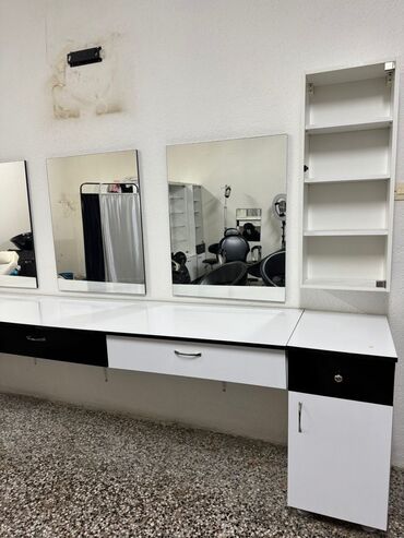 Stolice: Frizerska/stylerska stolica – okrugli dizajn, crna eko-koža, hrom — 20