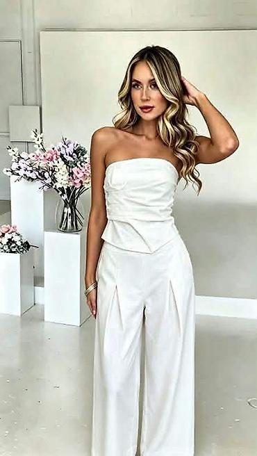 mona privesci: 🌞 New collection 🌞 

Univerzalne velicine 
Cena 2900 din👻👻 — 2
