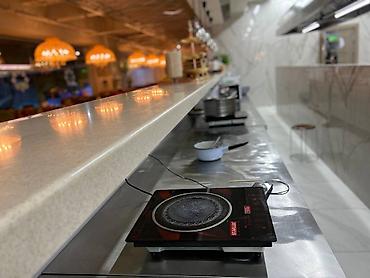 Другое оборудование для кафе, ресторанов: Изделия из нержавейки, стол холодильник, стол кондитерский, стол — 3