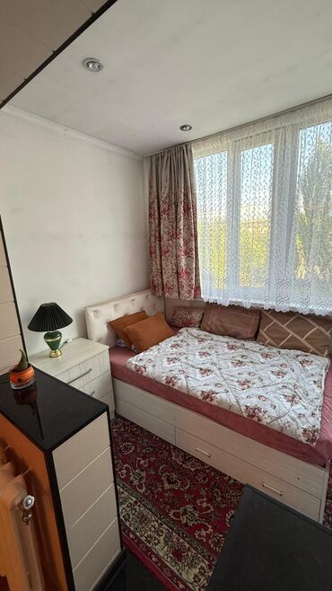 1 комнатная квартира в канте: 1 бөлмө, 30 кв. м, 104-серия, 4 кабат, Косметикалык ремонт