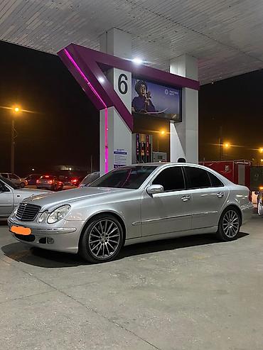 Mercedes-Benz: Mercedes-Benz E-Class: 2004 г., 5 л, Автомат, Бензин, Седан — 4