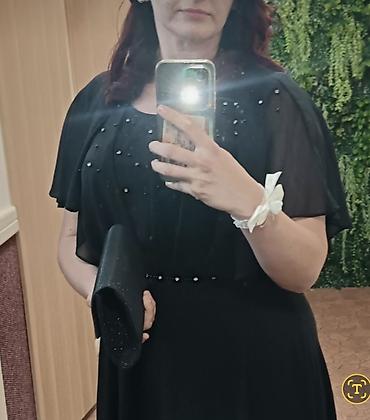 moderne perike: Elegantna crna večernja haljina sa pelerinom i perlicama - Boja: crna — 1