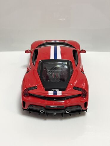 Avtomobil modelləri: Ferrari, 2025 il, 1:24, Dəmir, Rayonlara çatdırılma, Ödənişli çatdırılma, Ünvandan götürmə — 15