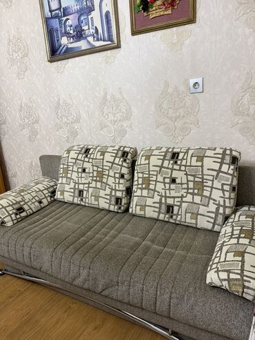 metbex divani: Диван, Нераскладной, Без подьемного механизма, Ткань, Нет доставки