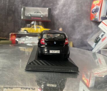 Avtomobil modelləri: BMW, 2004 il, 1:35, Dəmir, Ödənişli çatdırılma — 4