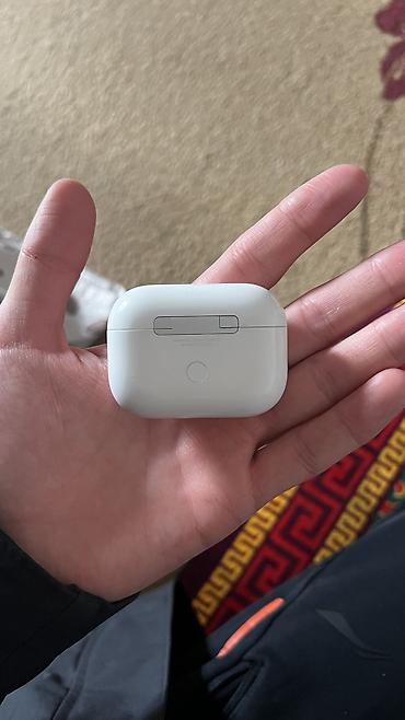 airpods case: Беспроводные наушники-вкладыши, Apple, Б/у — 4