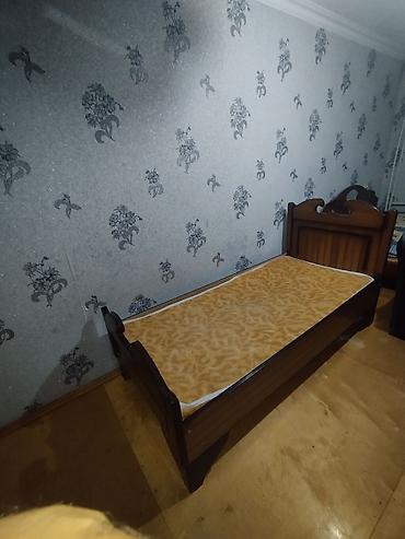 stellaj satışı: İşlənmiş, Təknəfərlik çarpayı, Bazasız, Matras ilə, Siyirməsiz, Azərbaycan — 1