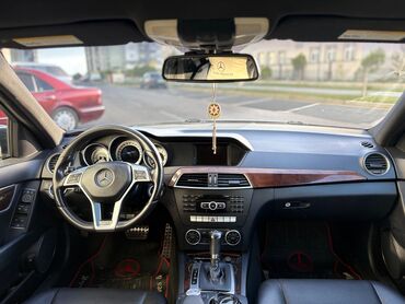 Mercedes-Benz: Mercedes-Benz C-Class: 1.8 l | 2014 il Sedan — 9