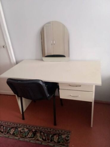 Uzunmüddətli kirayə mənzillər: Orta təmirli, kombi sistemli ev kirayə verilir. Zəhmət olmasa — 6