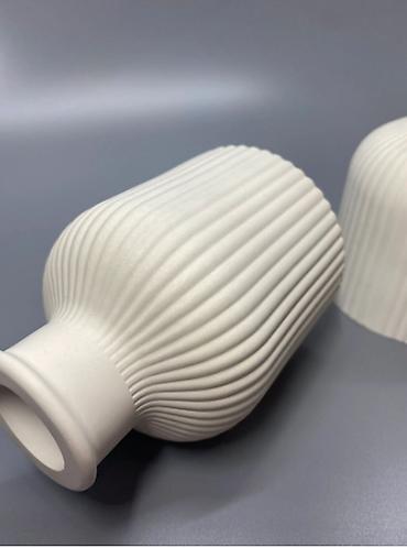 Vazalar: Bir vaza — 6