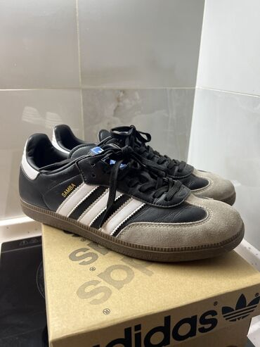 qaçış ayaqqabısı: Məhsul: Adidas Samba Originals idman ayaqqabısı - Rəng: qara/ağ üst