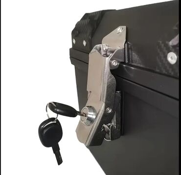 Motosiklet hissələri: Motosikletlər üçün nəzərdə tutulmuş, qara rəngli, suya davamlı yük — 2