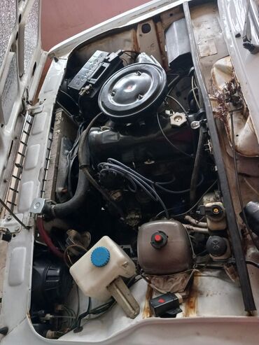 VAZ (LADA): VAZ (LADA) 2107: 1.6 l | 2005 il 3300 km Sedan — 8