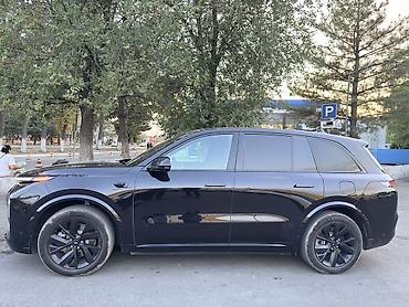 lada 06: Lixiang L8: 2023 г., 1.5 л, Автомат, Гибрид, Кроссовер — 2